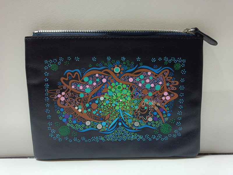 1点物　BON柄・本革ポーチ・濃紺 | 画家　小高朋恵　BON